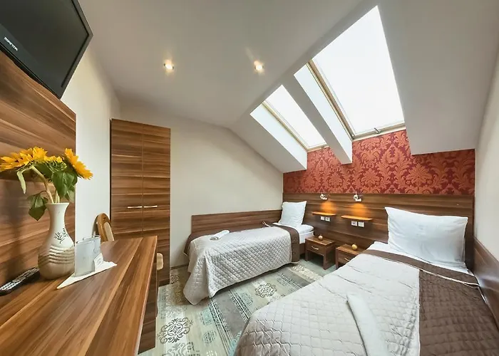 אורחן Gosciniec Jurajski Zarki